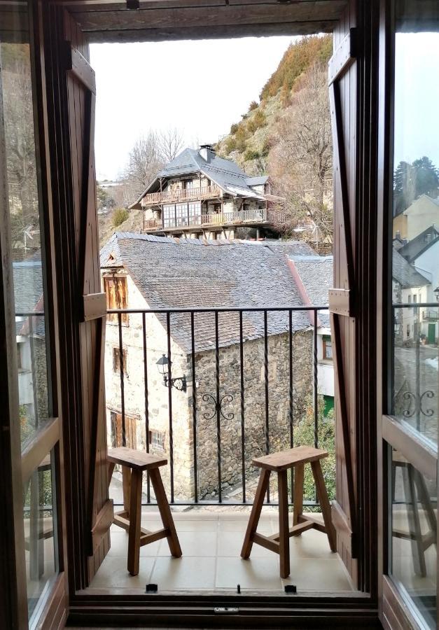 Apartamento Con Encanto En Sallent de Gállego Exterior foto